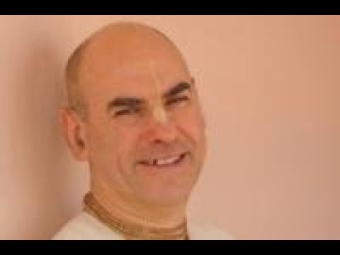 HG Madhusevita Prabhu remembering HH Bhakti Charu Swami Maharaj