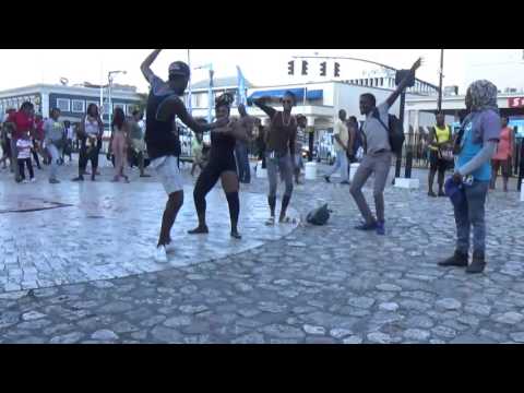 KANABIS & D DANCERS DANCING TO Ding Dong x Boom Boom x Bravo Ravers   Wul Up @ FLOW'S TRIPLE PLAY PR