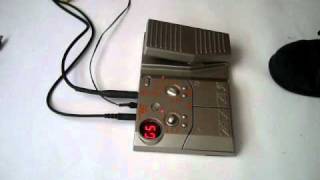 Video thumbnail for Zoom 607, normally for bass, used with a standard guitar by Gearfacts