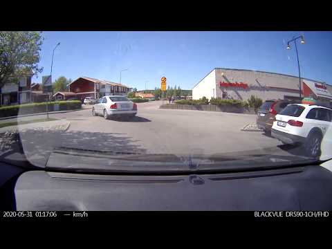 Hedemora Dahscam - You should really look both ways, because this was a close one!