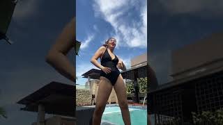 bikini TikTok be like...