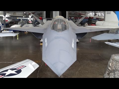 YF-23 Walk Around