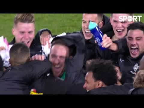 Gladbach players celebrate reaching the Round of 16 in the UEFA Champions League!