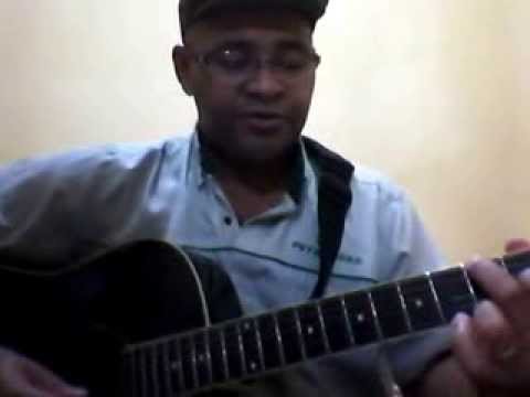 Hino 593 da Harpa, cantado e tocado por Eliezer