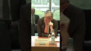 Kulturausschuss: Antwort von Staatsminister Weimer auf Frage zum Hermannsdenkmal