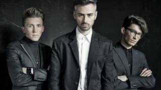 Tesla Boy - In Your Eyes (Radio Edit) [Lyrics/Subtitles]