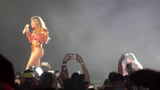 Beyonce-Performing Flawless/Feeling Myself live at Levi Stadium