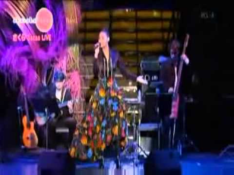 Crystal Kay Dreamworld/ Konna ni Chikaku De/ One Moment in Time Live