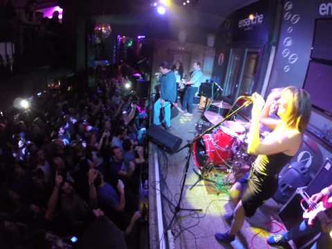 download lagu mp3 mp4 Nikis Vigo, download mp3 Nikis Vigo free downloadn, video klip Nikis Vigo