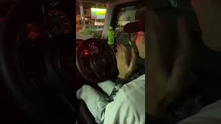 ガソリンの給油口閉め忘れてたから教えてあげた