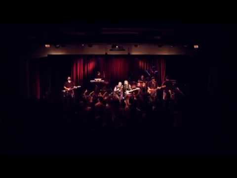 MARILIA BESSY CONVIDA NEY MATOGROSSO - PORQUE A GENTE É ASSIM - DVD Infernynho