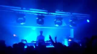 Four Tet playing "Nuits Sonores" of Floating Points @ Razzmatazz (15th Birthday)