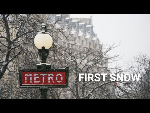 First Snowfall in Paris 2021
