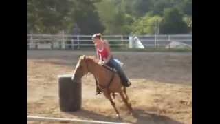 preview picture of video 'Barrel Racing - Soddy Daisy Saddle Pals with Billie and Tigerlilly'