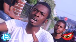 Kur freestyles in Uptown Philly on Say Cheese TV