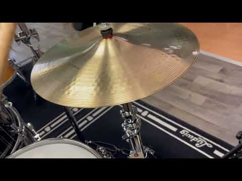 A Zildjian & Cie.  14” Hi Hats 818/1005g image 5