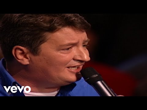 Bill & Gloria Gaither - Goodbye Blue [Live] ft. Woody Wright