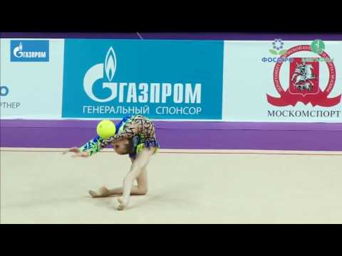Julia Evchik ball final