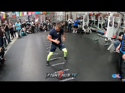 MOVE LIKE A MASTER - VASYL LOMACHENKO'S FOOTWORK DRILLS FOR BOXING