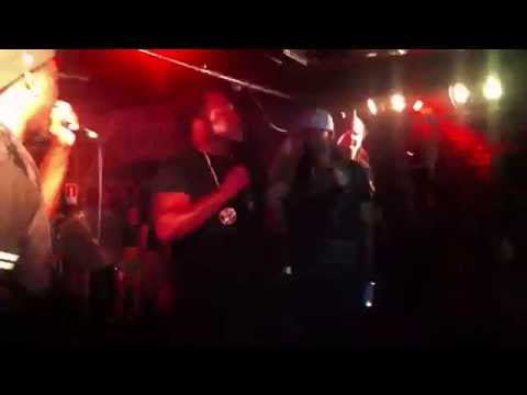 Ward21 feat MarcyChin - Mic Magician live at La Sala Valparaiso