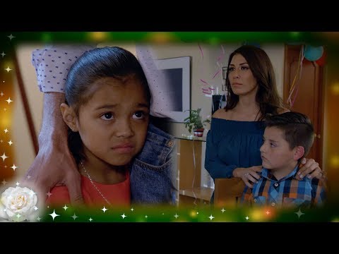 The Rose of Guadalupe: Mireya doesn't love her daughter because she's dark-skinned! A daughter's ...