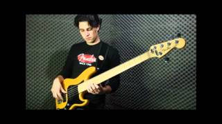 Video thumbnail for Fender American Deluxe Precision Bass. by Alexandre Azevedo