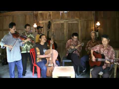 Kroncong Setiakawan in Yogya 2 - "Bengawan Solo" + "Jali Jali"