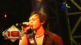 Download lagu Tahta Band - Dasar Pengecut (Live Konser Medan 21 November 2006) mp3