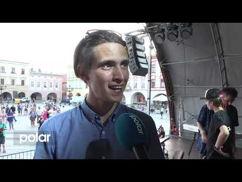 Reportáž z koncertu „Můj Vzor, Božský Karel“ v Novém Jičíně - Zpívá Kristián Šebek