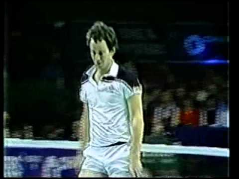 Mats Wilander vs J. McEnroe SF - Masters  1984 - 01/08