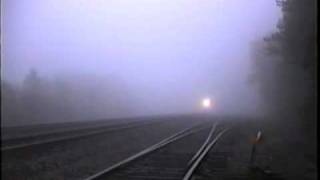 preview picture of video 'Conrail TV9 Fog 5-27-89'