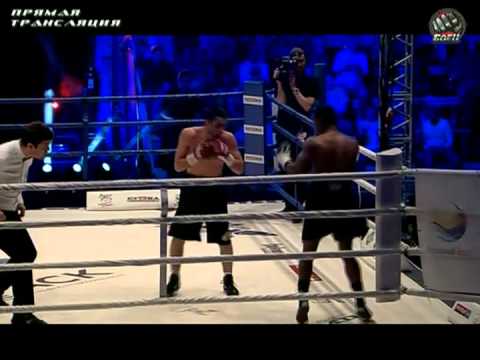 Aik Shakhnazaryan vs. Felix Lora