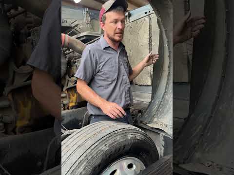 Truck overheating? Don’t forget this! #peterbilt #caterpillar #repair #dieselmechanic #mechanic