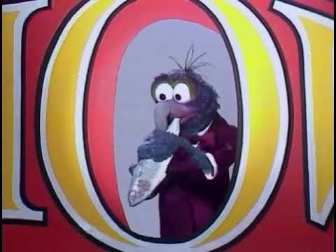 The Muppet Show Episode #513 Tony Randall Opening