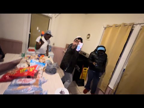 AyooLii x Otb Pablo x Maz G x Ad Huncho - Phones Don't Ring (Prod. By AyooLii)