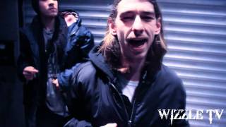 Beck Spytter | WIZZLE TV