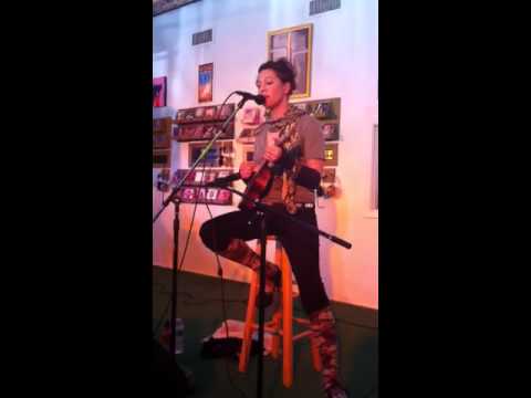 Amanda Palmer Fake Plastic Trees