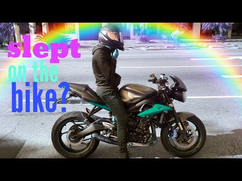 TRIUMPH STREET TRIPLE 675R17