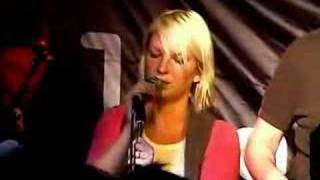 Zero 7 &amp; Sia Furler performing If I Can&#39;t Have You
