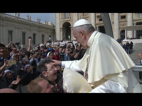 Papa Francisco en la Audiencia General: Dios nunca reniega de sus hijos