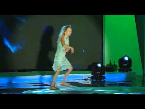 Cunga Lunga  2014   Eva Kitrozovska   Eksperiment