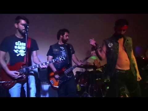 THE PSYCHO TRAMPS - The Boys (Live MOB)
