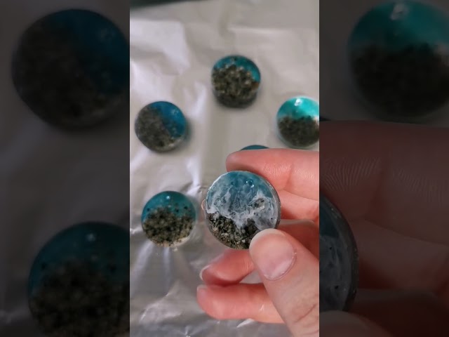 Vídeo relacionado con 6 pares de pendientes divertidos y lindos de resina para mujeres y niñas, juego