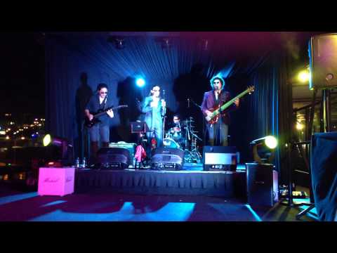 Todo se derrumbó, LOS GUSTAVOS, Enjoy 2015