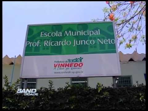Band Cidade Campinas - Vandalismo em escola de Vinhedo - 30 10 2012