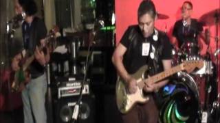 06 - 03 Silver Strings - The Thrill Is Gone (BB King)