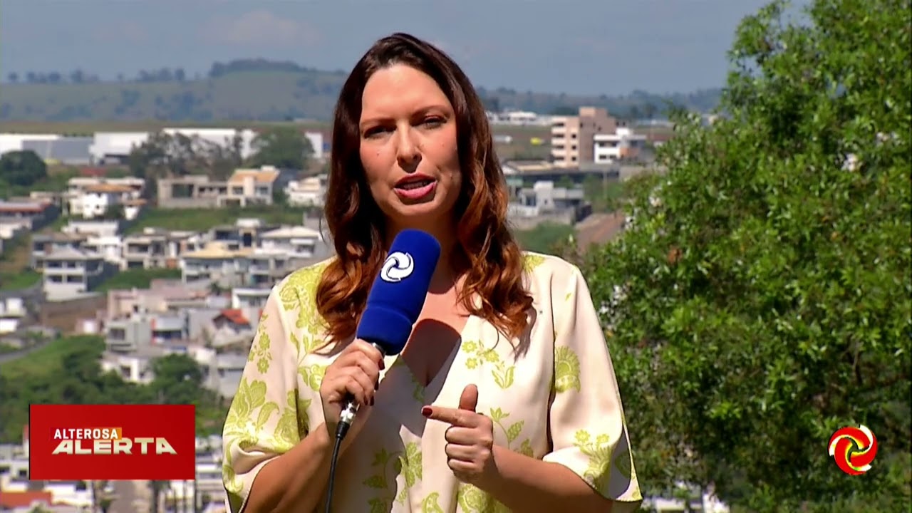Mulher é presa por mandado judicial em Guaxupé