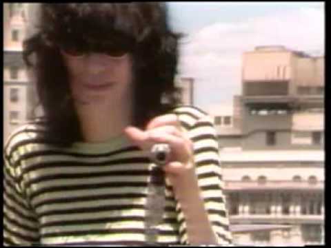 Ramones - We Want The Airwaves - colombiaNpunk.com