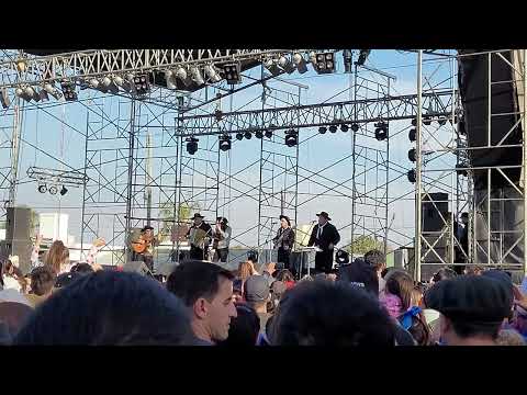 SELE VERA. Dueles. En san justo santa fe 
