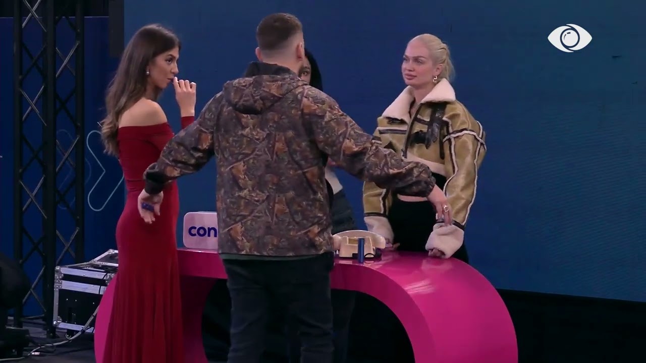 Vazhdon sfida për banorët/ Danja i përgjigjet telefonatës, Loredana e ndihmon me përgjigjen